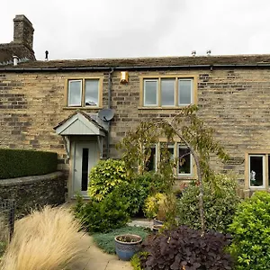 birds-edge-cottage-luxe-2-bedroom-cottage-with-amazing.yorkshirehotels.net/